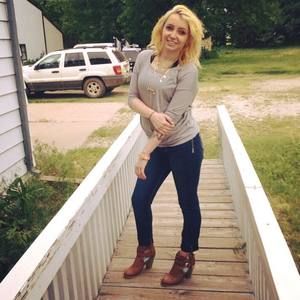 Meet your Posher, Kelli